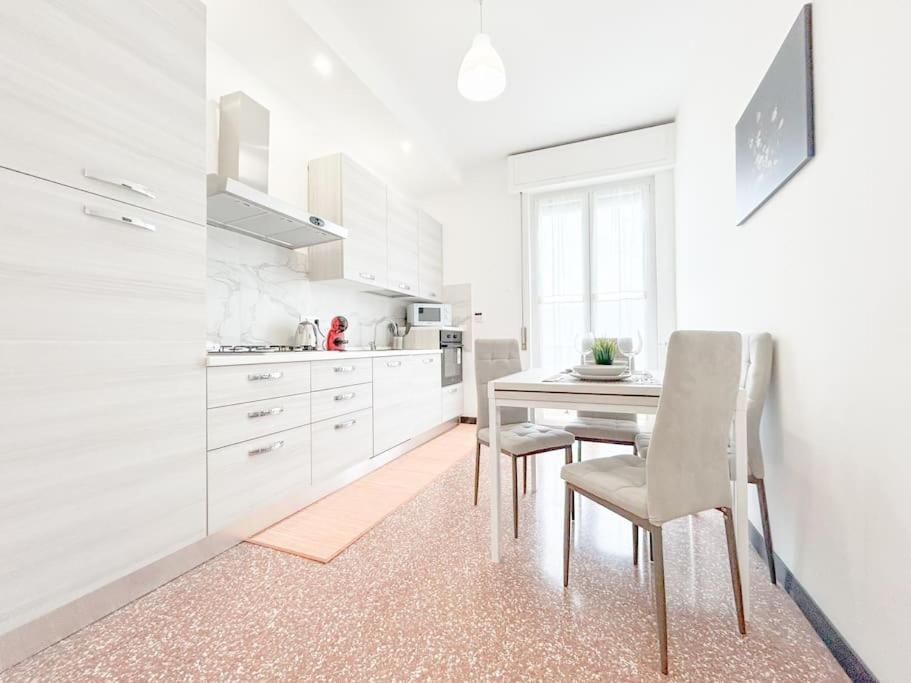 Elegant Apartment - Wifi - Smart Tv - Netflix Genua Exteriör bild