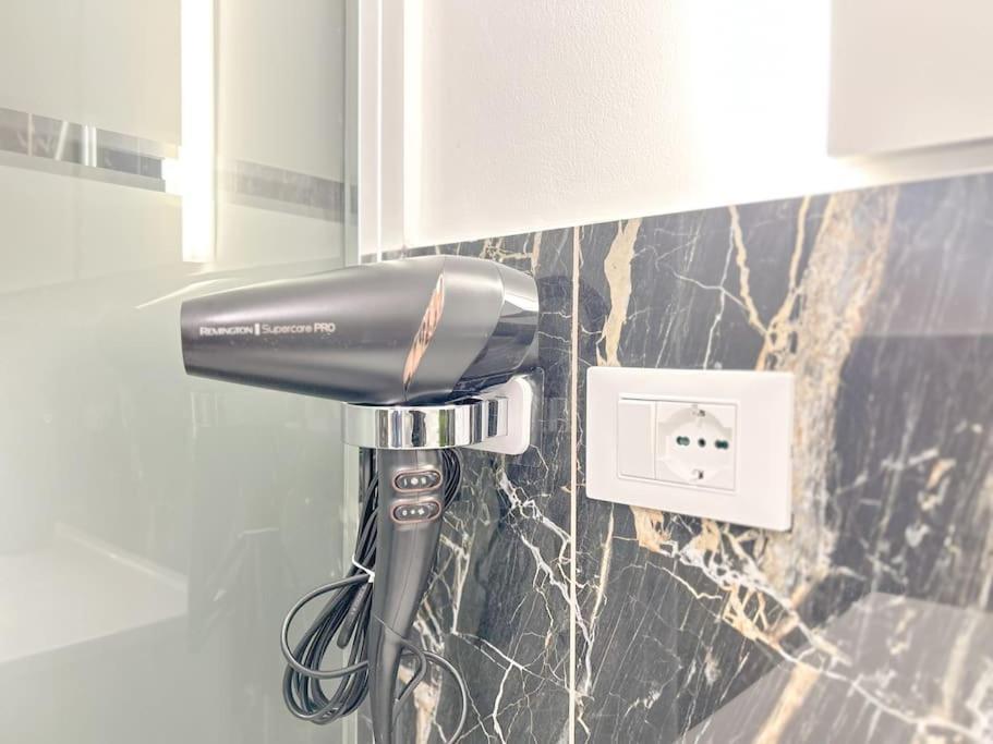 Elegant Apartment - Wifi - Smart Tv - Netflix Genua Exteriör bild