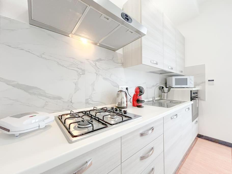 Elegant Apartment - Wifi - Smart Tv - Netflix Genua Exteriör bild
