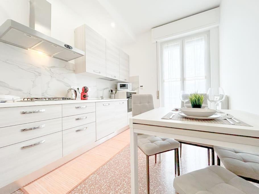Elegant Apartment - Wifi - Smart Tv - Netflix Genua Exteriör bild