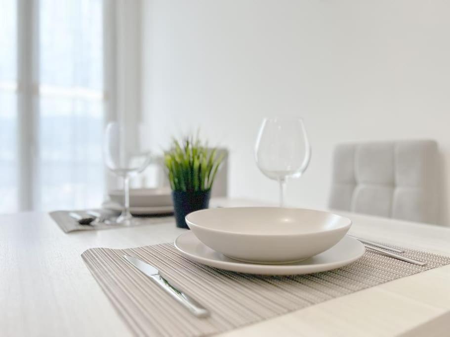 Elegant Apartment - Wifi - Smart Tv - Netflix Genua Exteriör bild